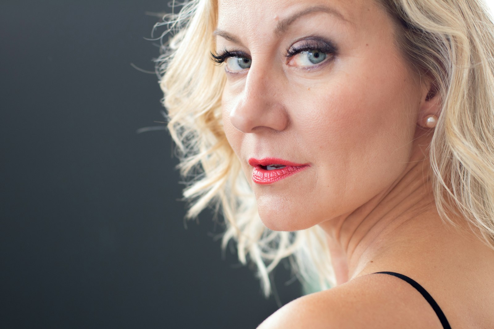 Estrogen And Menopause: Benefits & Side Effects